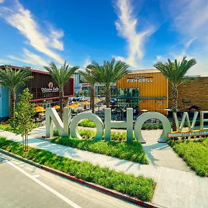 https://cozy-cottage-in-noho-arts-district.topanaheimhotels.com