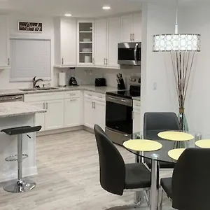 https://bradenton-retreat.hotelstampa.org