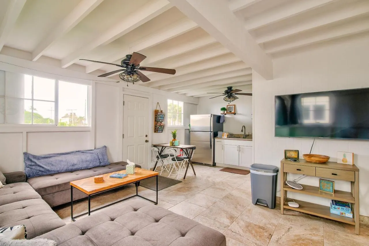 New - Pineapple Loft - Entire House Downtown Hilo With Ac Villa Holiday home
